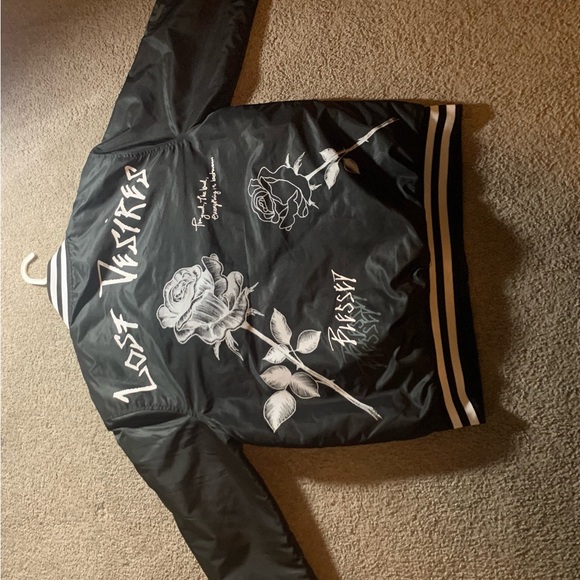 Jacket - Picture 4 of 5